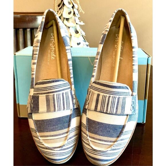 LIFE STRIDE - NWTIB - L Sz 8.5 Wide - Velocity 2.0 "Zee" Loafers/Blue Multi - Picture 11 of 14